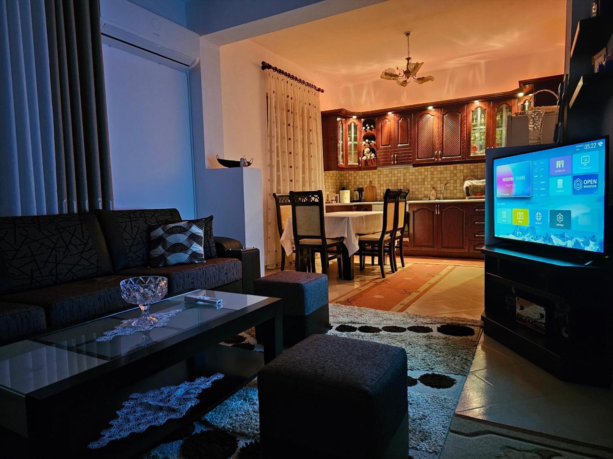 Guesthouse Iljaz 베라트 외부 사진